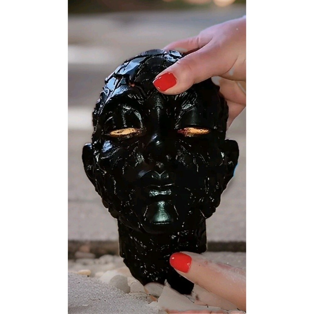 3D Face/Head Wall Lamp Sconce, Battery Powered, Black Plastic